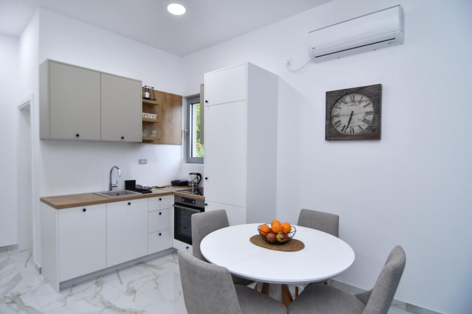 Apartments Sisevic Budva Luaran gambar